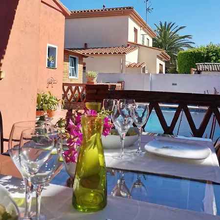 Holiday home Cozy With Pool In St Pere Pescador Sant Pere Pescador